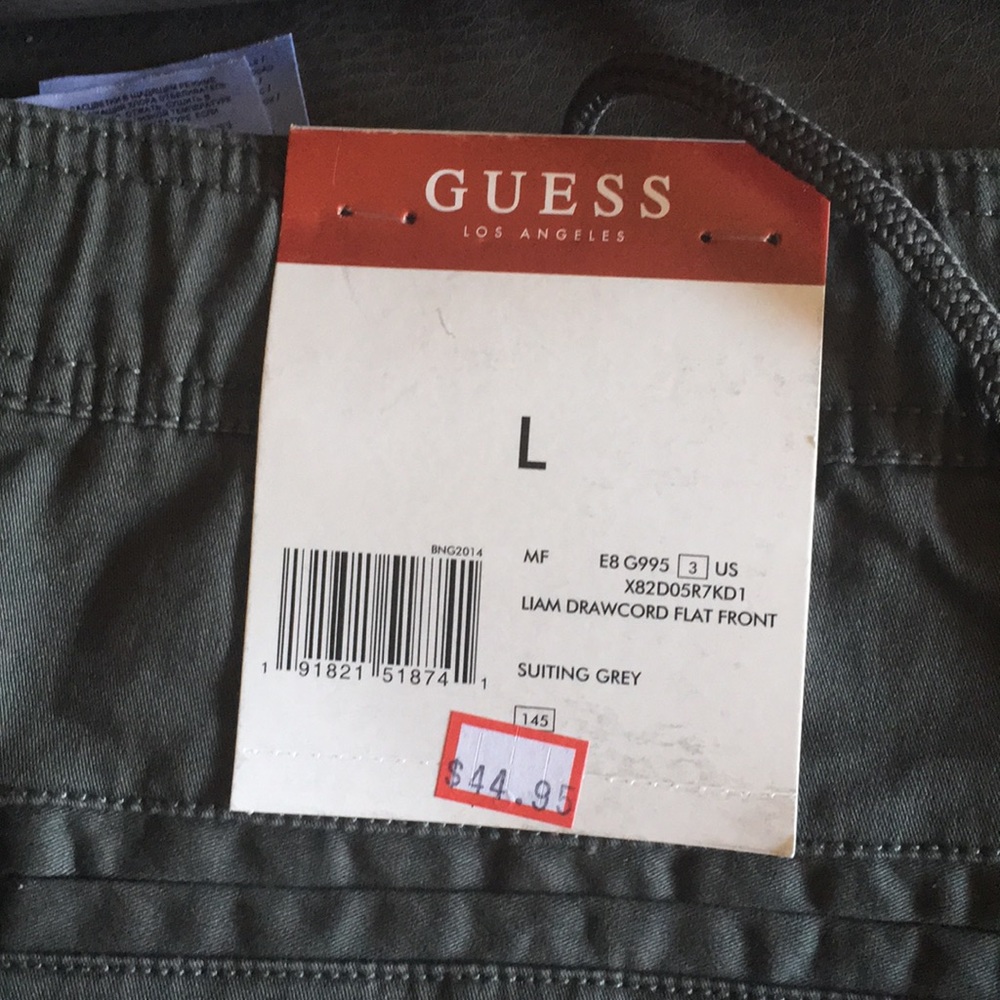 Shorts - Picture 3 of 3
